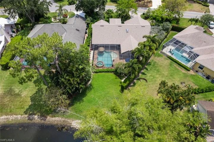 7021  Appleby  DR, Naples, FL 34104