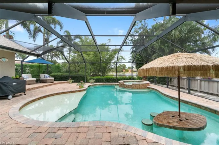 7021  Appleby  DR, Naples, FL 34104