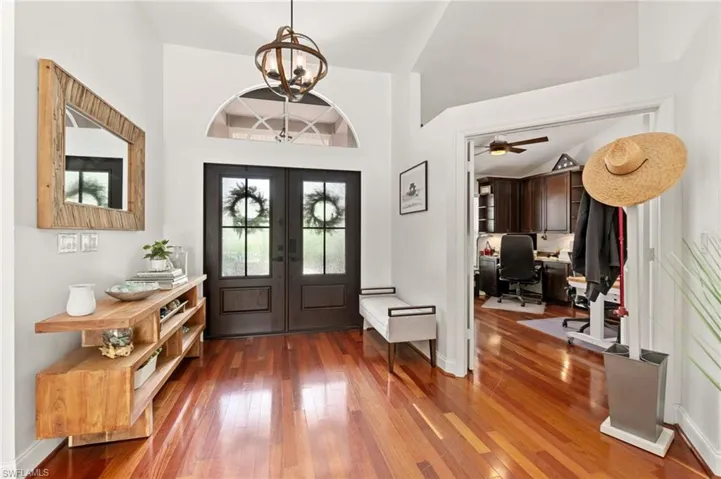 View of entryway/foyer.