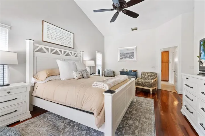 7021  Appleby  DR, Naples, FL 34104