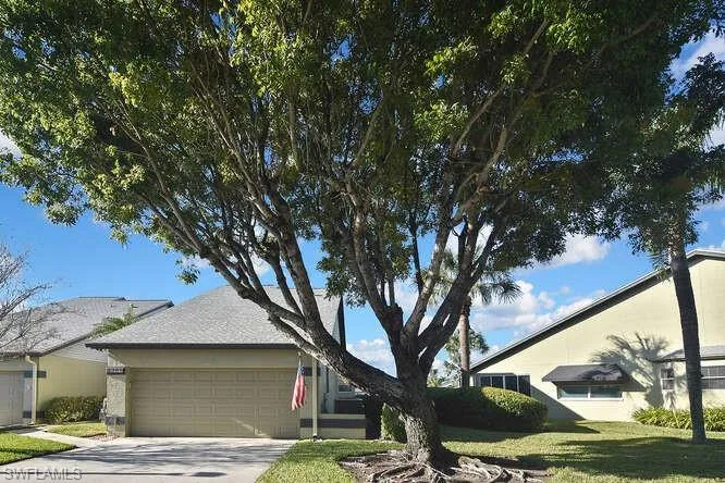 2301 Mcgregor Park Cir, Fort Myers, Florida 33908