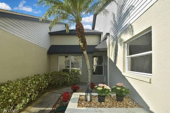 2301 Mcgregor Park Cir, Fort Myers, Florida 33908