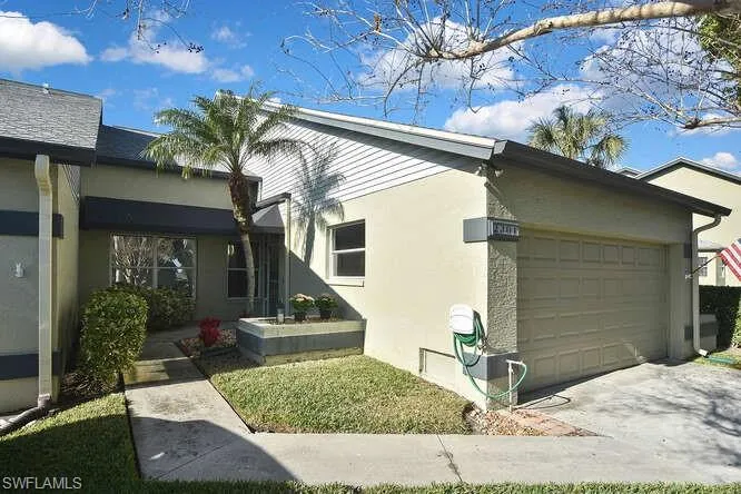 2301 Mcgregor Park Cir, Fort Myers, Florida 33908