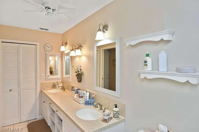 2301 Mcgregor Park Cir, Fort Myers, Florida 33908