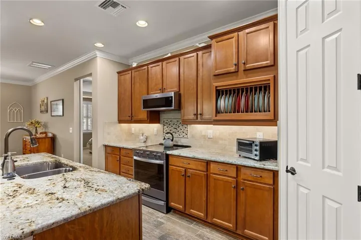 10817  Dennington  RD, Fort Myers, FL 33913