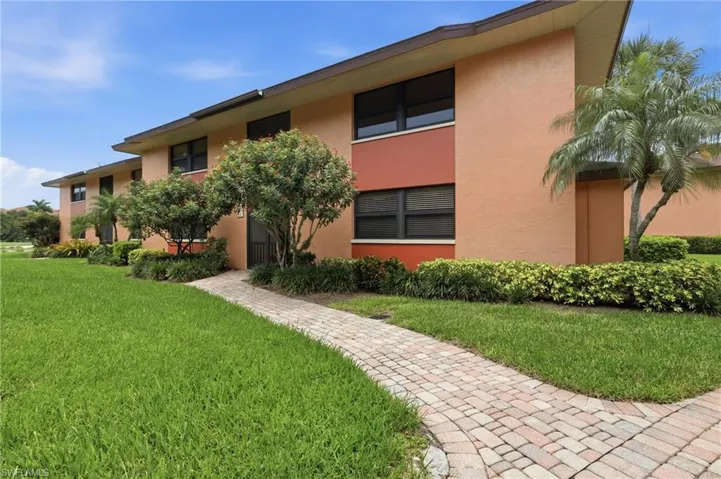 1526 Mainsail Dr 3, Naples, Florida 34114