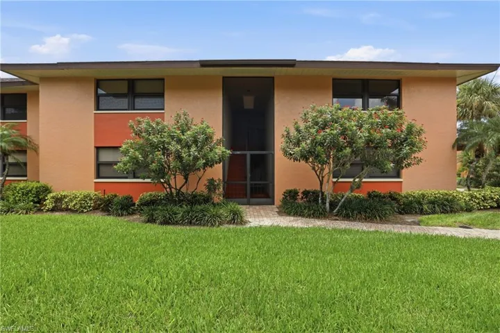 1526 Mainsail Dr 3, Naples, Florida 34114