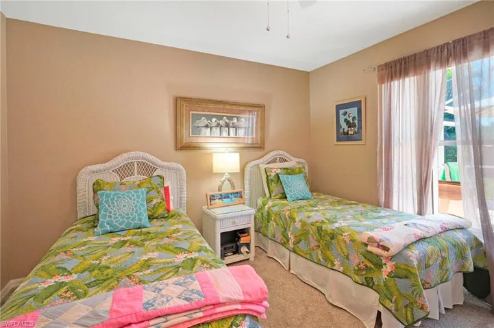 Bedroom with carpet