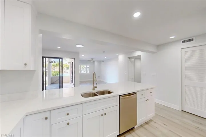 6660 Estero Blvd 105, Fort Myers Beach, Florida 33931