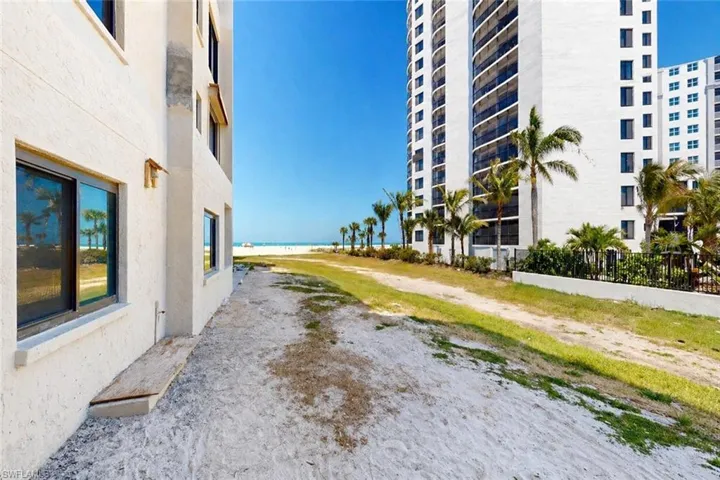 6660 Estero Blvd 105, Fort Myers Beach, Florida 33931