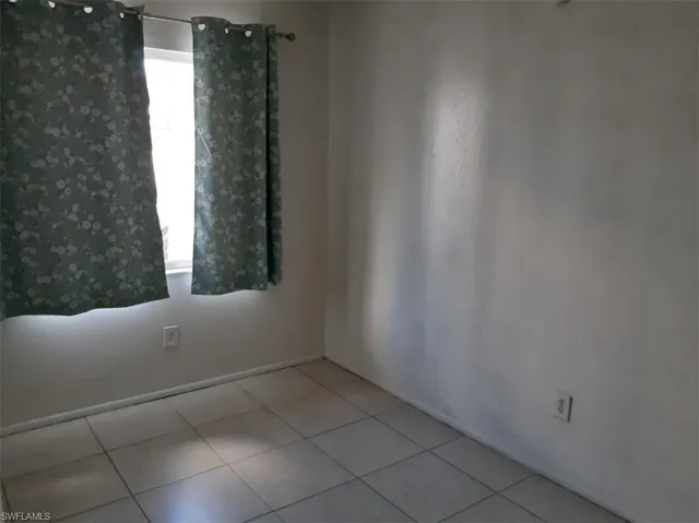 5455/5453  Third  AVE, Fort Myers, FL 33907