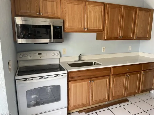 5455/5453  Third  AVE, Fort Myers, FL 33907