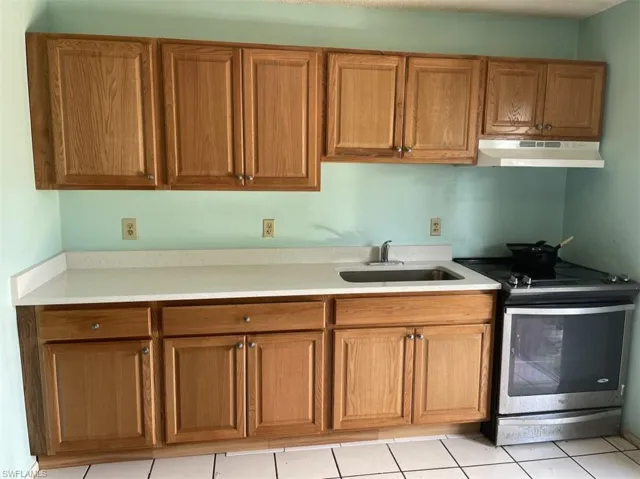 5455/5453  Third  AVE, Fort Myers, FL 33907