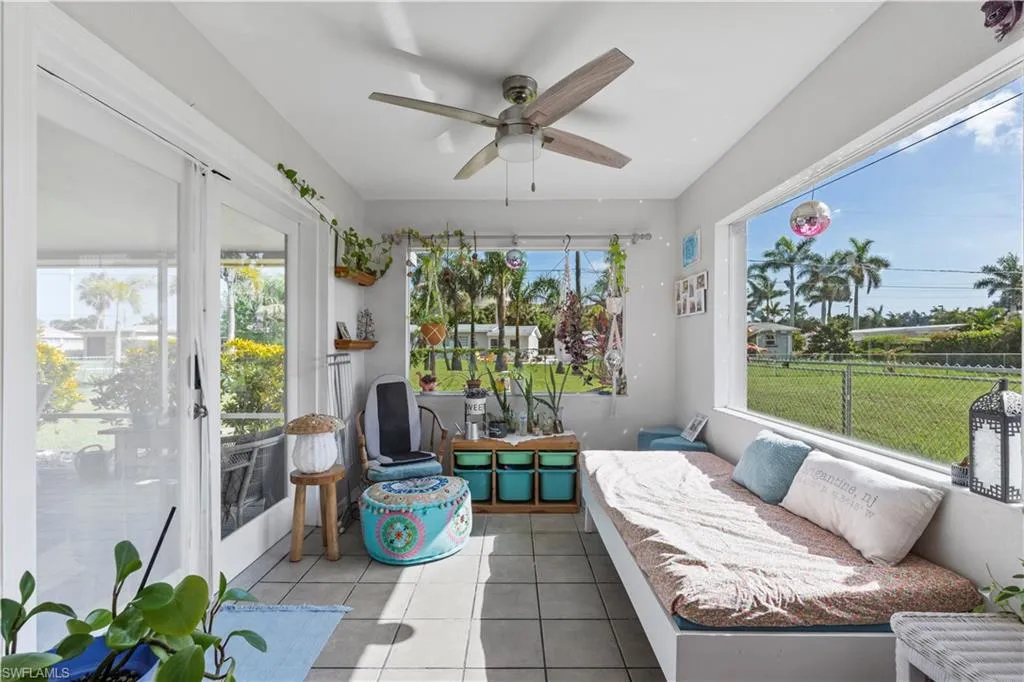 9948 Almetta AVE, Fort Myers, FL 33919,225063501