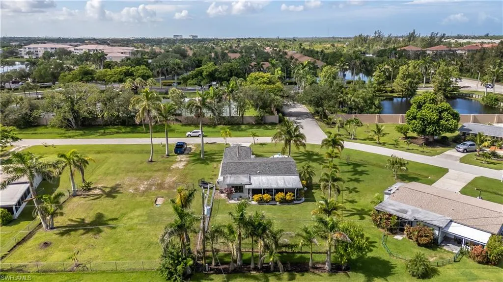 9948 Almetta AVE, Fort Myers, FL 33919,225063501