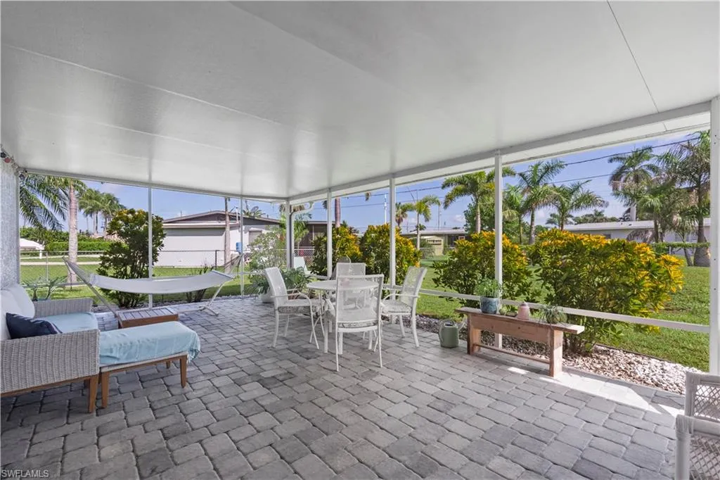 9948 Almetta AVE, Fort Myers, FL 33919,225063501