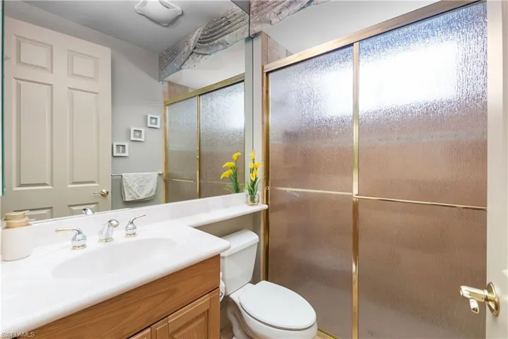 3RD FULLL BATHROOM