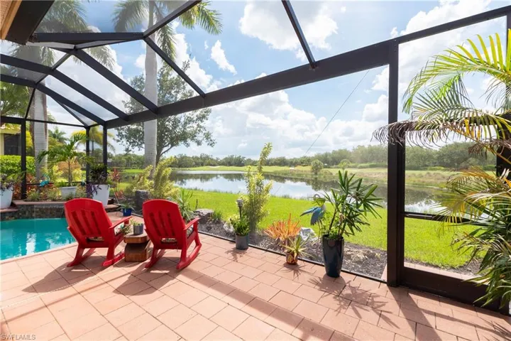 RELAX AND ENJOY THE GORGEOUS VIEWS