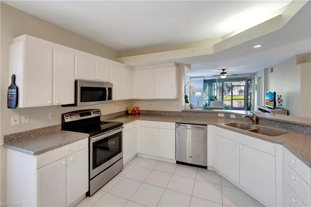 10910 Santa Margherita RD, Estero, FL 34135,225044563
