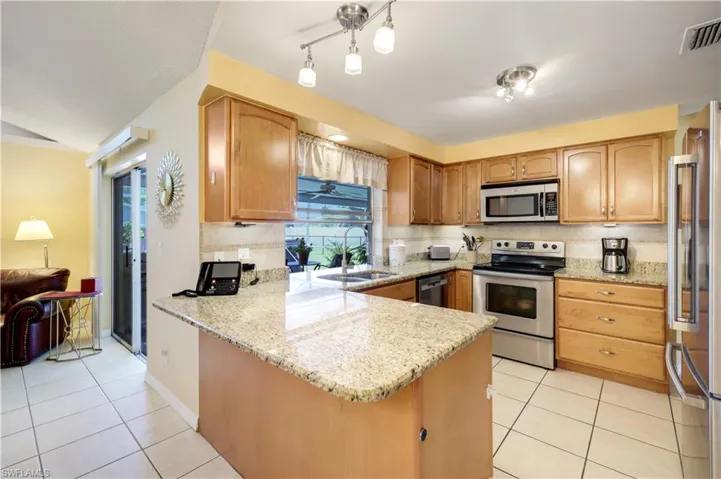 3741 SE 4th  AVE, Cape Coral, FL 33904
