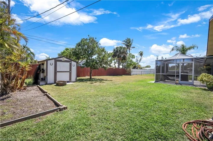 3741 SE 4th  AVE, Cape Coral, FL 33904