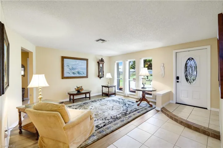 3741 SE 4th  AVE, Cape Coral, FL 33904