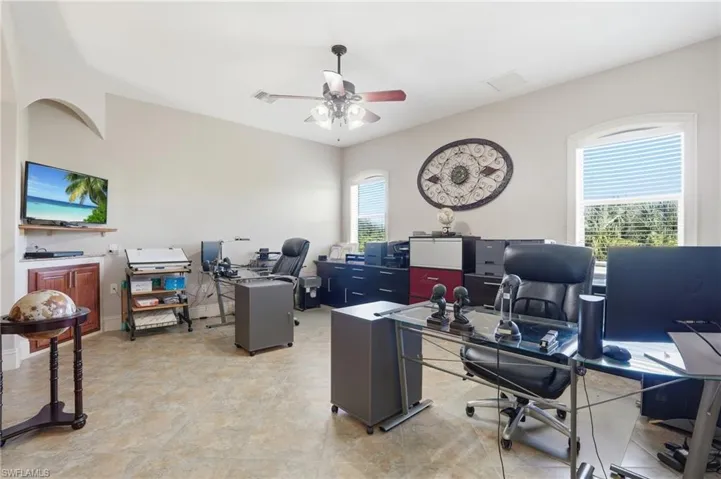 Office/loft
