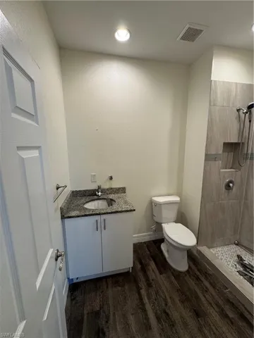 8036 Buttercup Cir, Labelle, Florida 33935