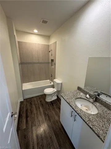 8036 Buttercup Cir, Labelle, Florida 33935