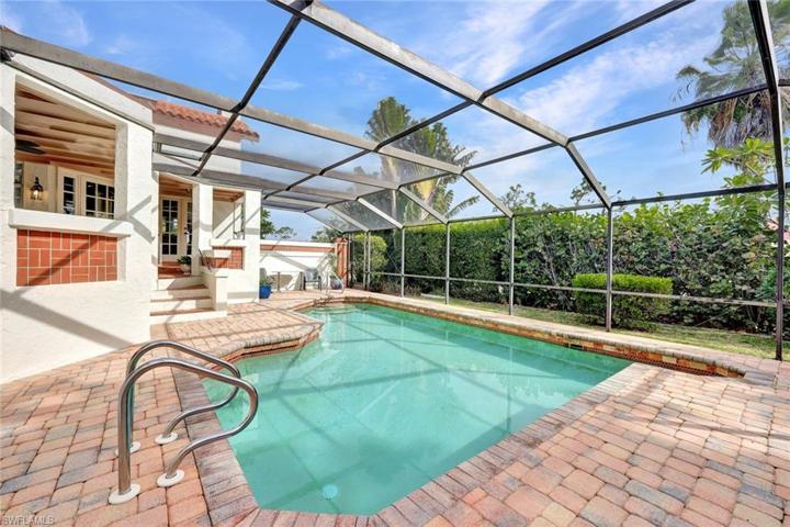 Sparkling Heated Pool