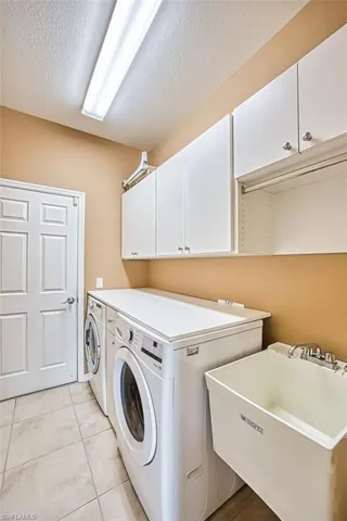 16511  Whispering Trace  CT, Fort Myers, FL 33908