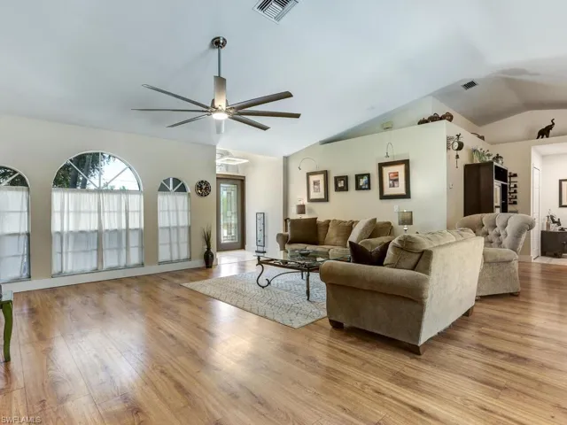 3306 24th ST SW, LEHIGH ACRES FL 33976