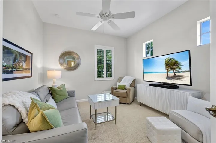 8723 Coastline Ct 202, Naples, Florida 34120
