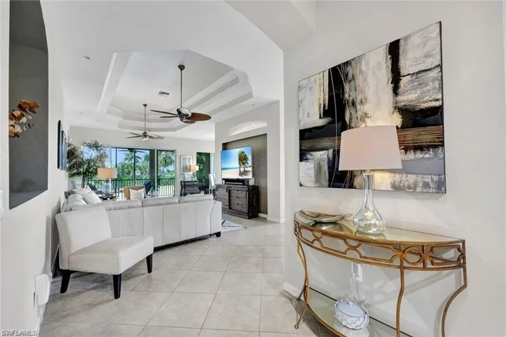 8723 Coastline Ct 202, Naples, Florida 34120