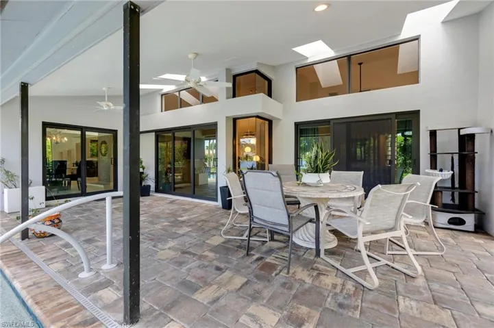 1380 Bald Eagle Dr, Naples, Florida 34105