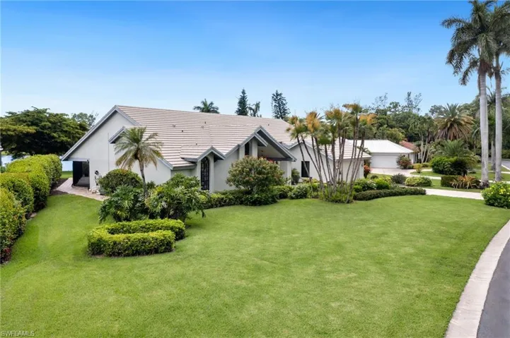 1380 Bald Eagle Dr, Naples, Florida 34105