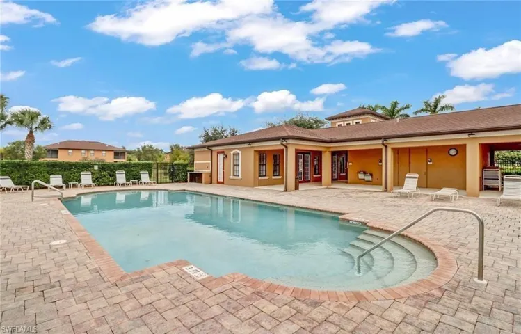 20111 Bravada St 3, Estero, Florida 33928