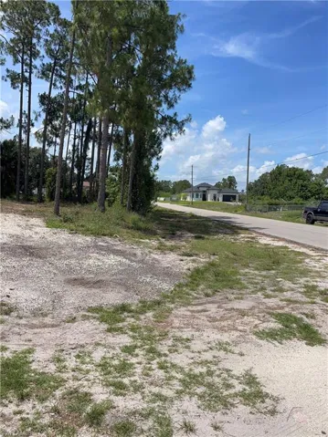 3011 33rd St Sw, Lehigh Acres, Florida 33976