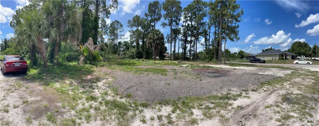 3011 33rd St Sw, Lehigh Acres, Florida 33976