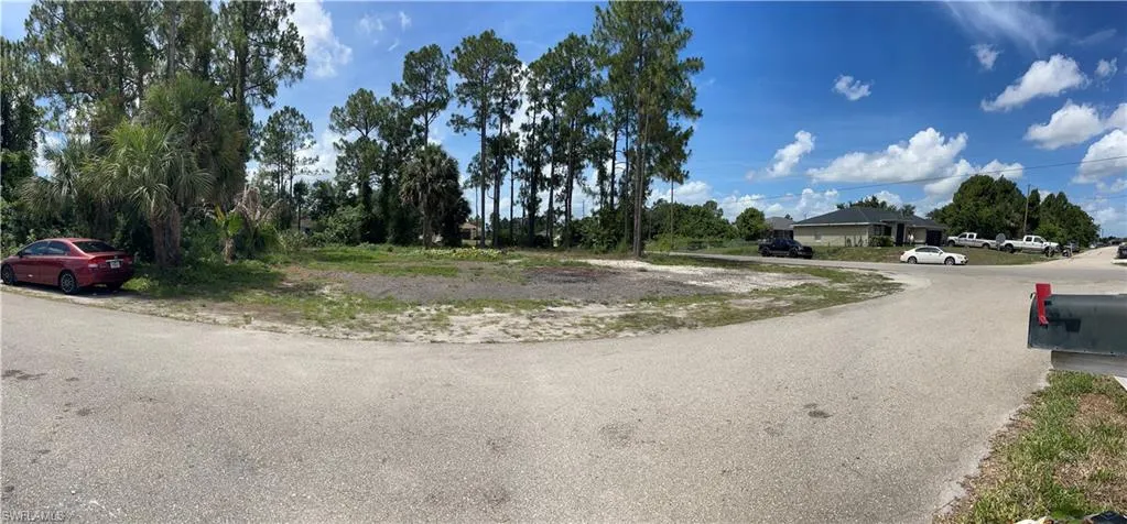 3011 33rd St Sw, Lehigh Acres, Florida 33976