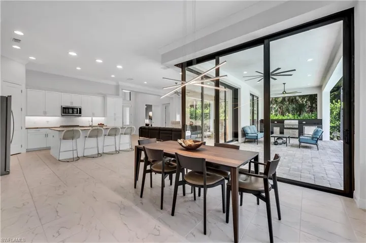 Dining/Kitchen w/ Zero Corner Sliders
