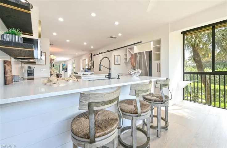 Breakfast Bar