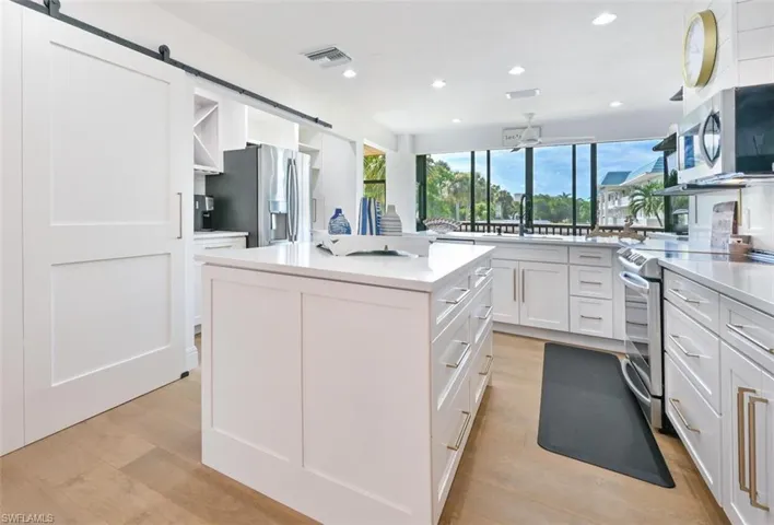 New Open-Concept Kitchen