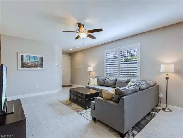 10927 Glenhurst St, Fort Myers Fl 33913