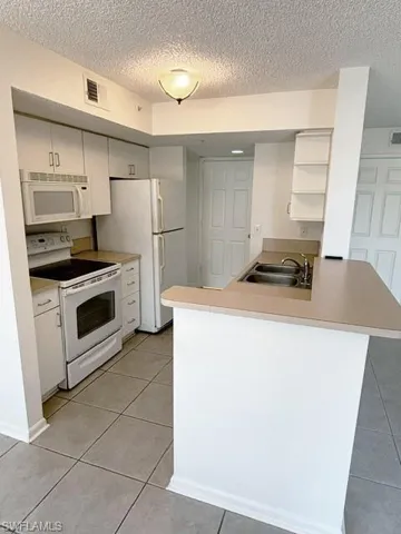 1875 Florida Club DR # 7206, NAPLES FL 34112