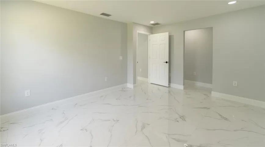 625  Flamingo  AVE, Lehigh Acres, FL 33974