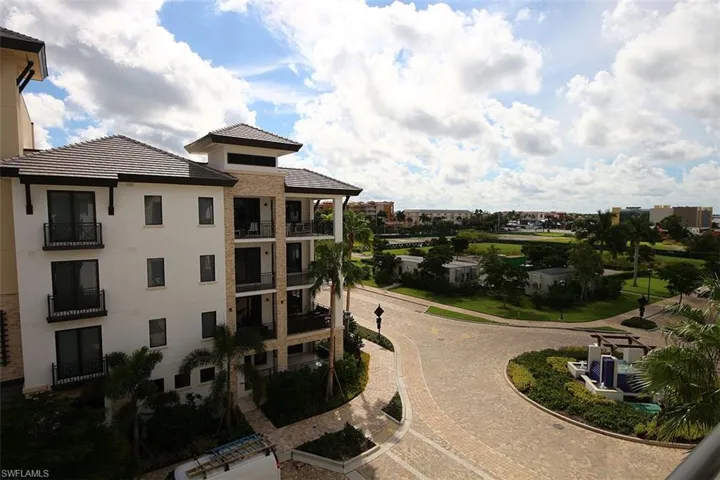 1035 3rd Ave S 411, Naples, Florida 34102