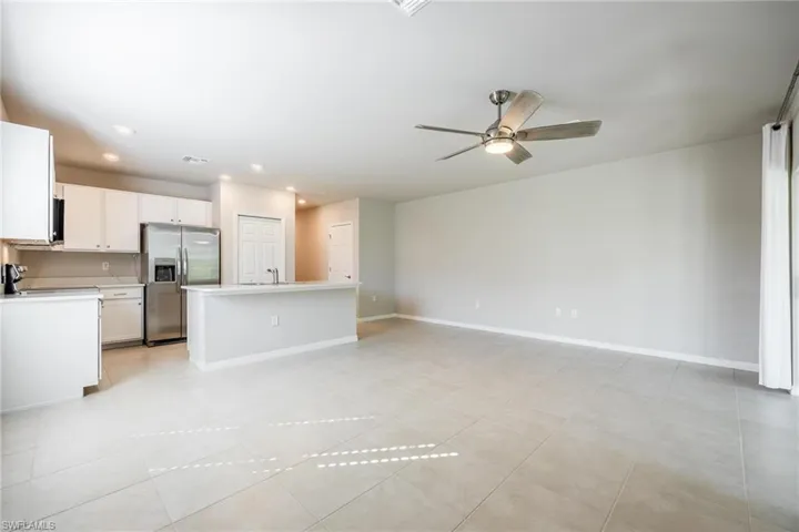 15433  Wildflower  CIR, Naples, FL 34119