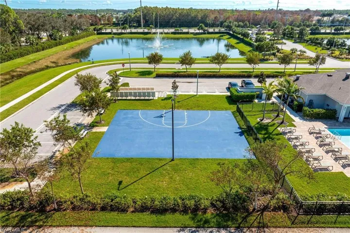 15433  Wildflower  CIR, Naples, FL 34119