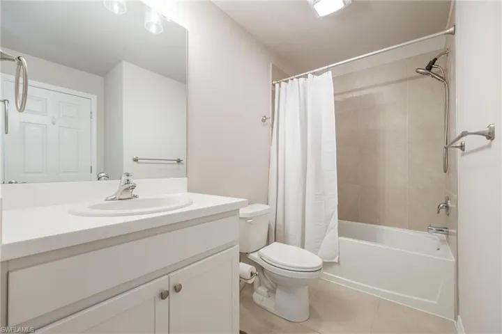 15433  Wildflower  CIR, Naples, FL 34119